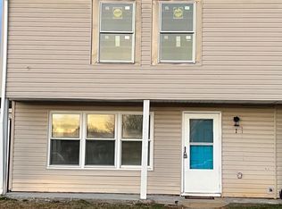 1 Locust Ct, Sicklerville, NJ 08081