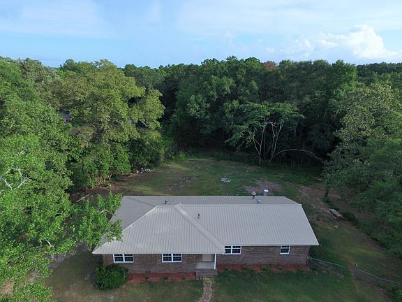 4th image of 4817 Tall Pine Dr