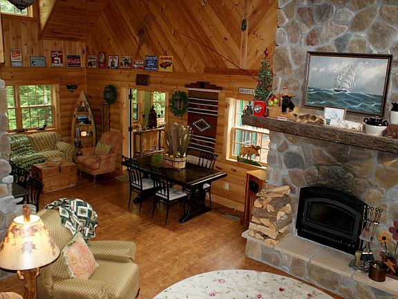 3rd image of 74 Brant Lake Heights Dr