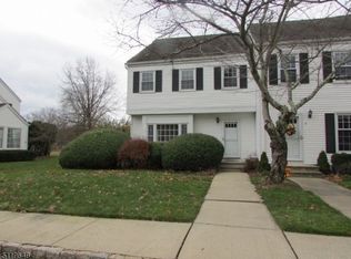 11 Hampshire Dr, Mendham, NJ 07945
