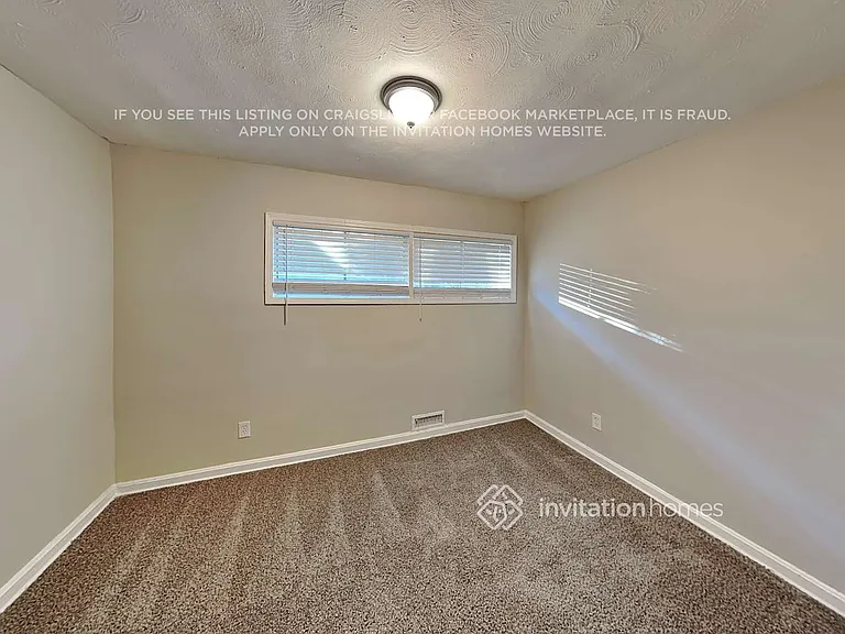1921 Cindy Dr — Photo 14
