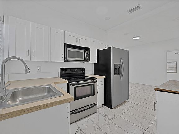 5th image of 1114 NW 39th Street