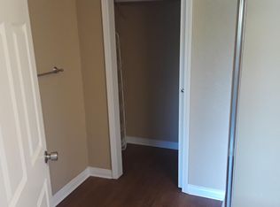 611 E Fallbrook St #B, Fallbrook, CA 92028