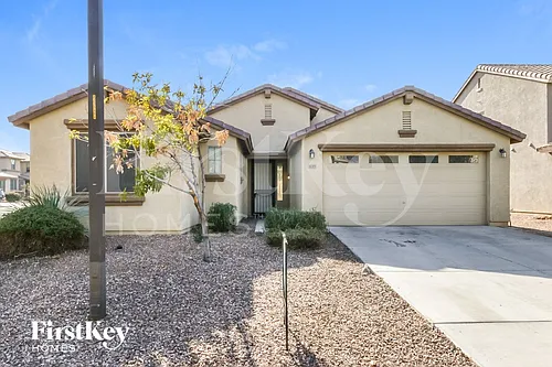 635 W Desert Hills Dr Photo 1