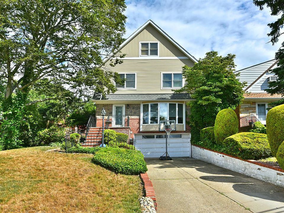 1st image of 19455 Dunton Ave