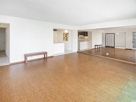 4th image of 1645 Ala Wai Blvd APT 605