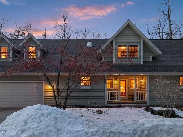 1637 Olson Dr, Ellison Bay, WI 54210