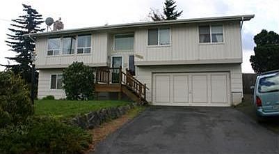 2nd image of 10825 SE 213th St
