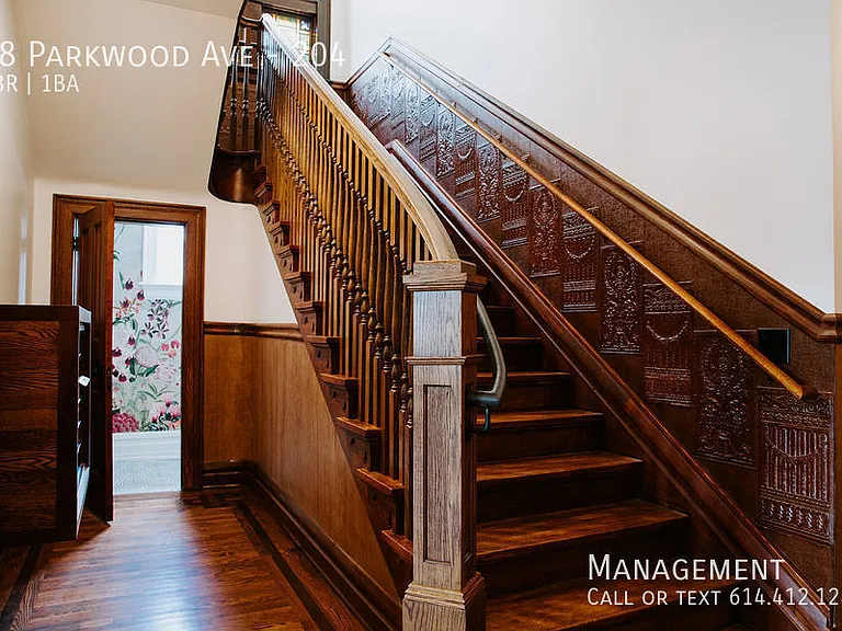 48 Parkwood Ave #204 — Photo 12