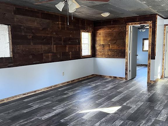 5th image of 510 N Miller St #B