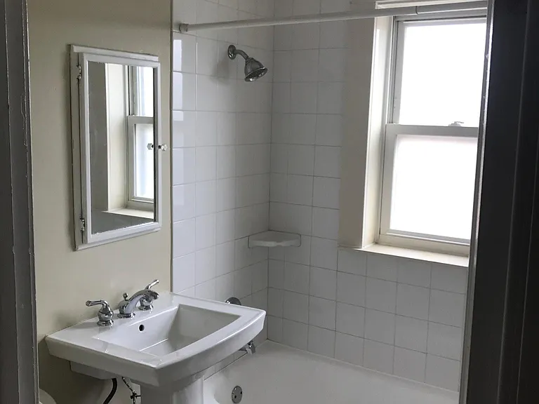 27 S Madison Ave #3A — Photo 5