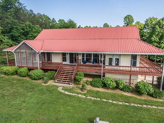 2nd image of 257 Clark Ln