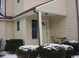 1944 Lillian Rd, Stow, OH 44224