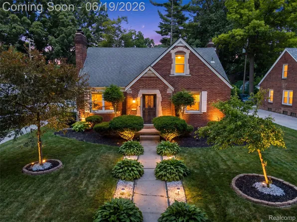 16216 Burgess, Detroit, MI 48219