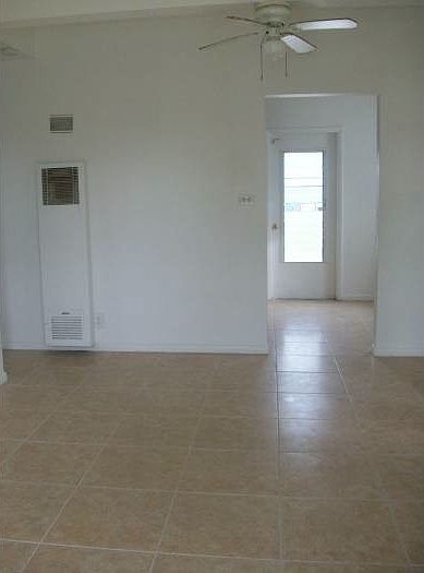 2nd image of 21034 Ionia Ave