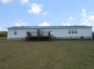 979 Rock Springs Rd, Bethpage, TN 37022