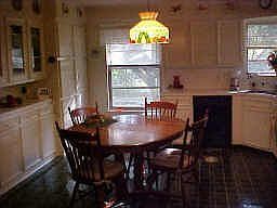 3rd image of 13114 Laguna St