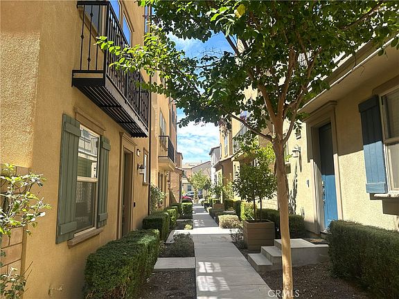 3rd image of 2222 Raspberry Ct