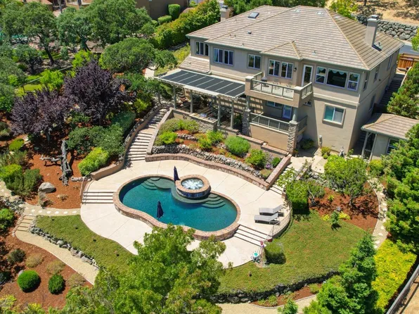 857 BRIDLE RIDGE Drive, Fairfield, CA 94534