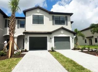 15039 Sunny Day Dr, Bradenton, FL 34211