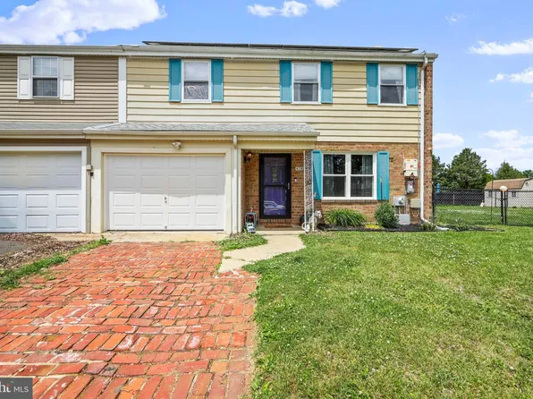 5766 Corsair Ct, Bensalem, PA 19020