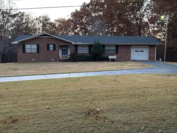 131 Freedom Hills Rd, Red Bay, AL 35582