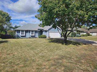 6640 SW Scathelock Rd, Topeka, KS 66614