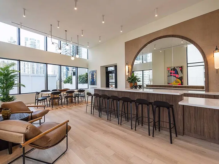 225 N Miami Ave #2902 — Photo 29