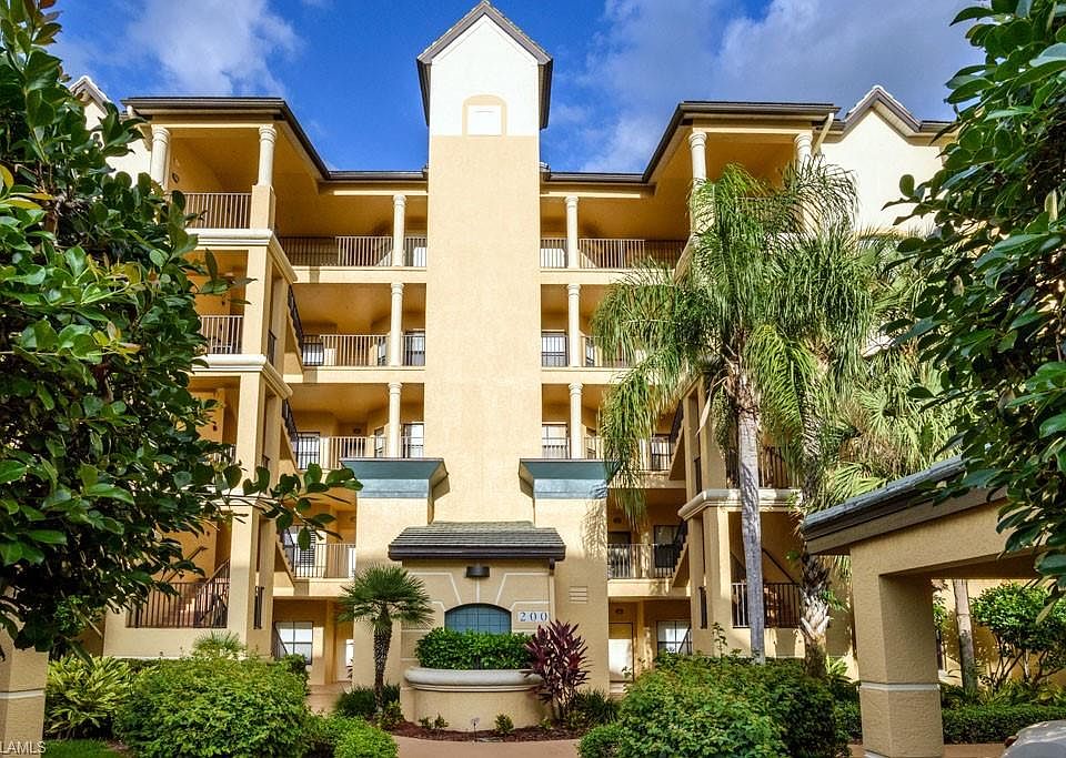 1st image of 200 Vintage Cir APT 105