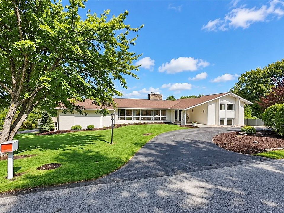 1st image of 110 Beech Dr