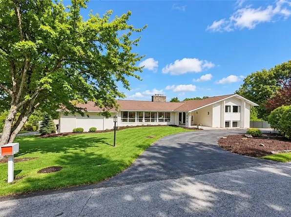 110 Beech Dr, Ligonier, PA 15658