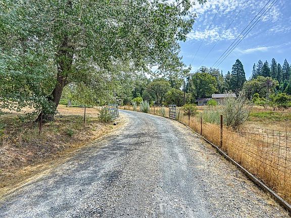 5th image of 7300 State Highway 193