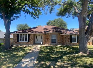 1804 Green Ridge Dr, Carrollton, TX 75007