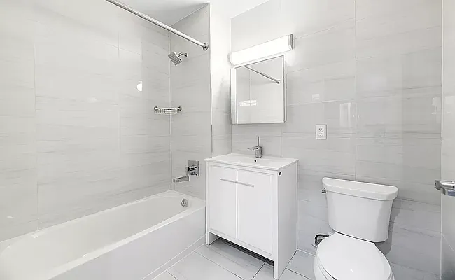 Rented by REAL New York | media 16