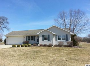 101 Bennington Ln, Brooklyn, MI 49230