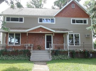 4549 Grimson Rd, Oshkosh, WI 54904