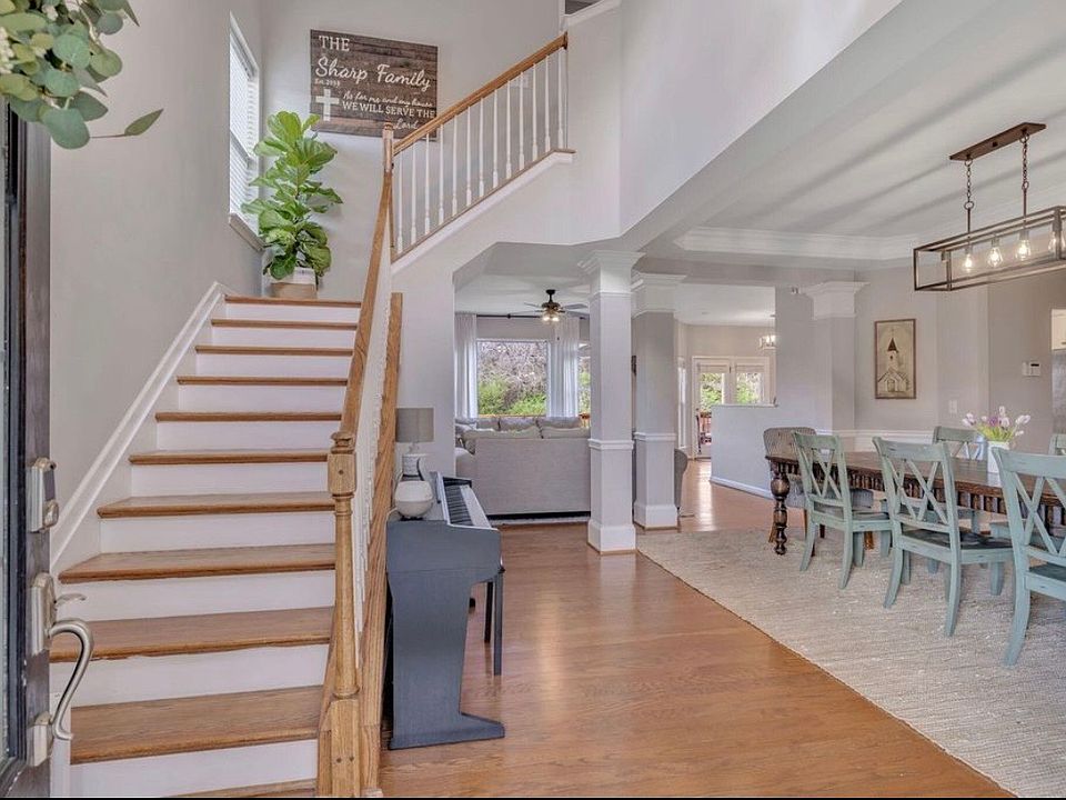 1st image of 8937 Macauley Ln