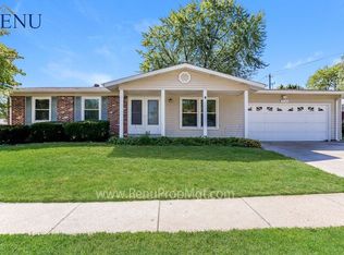 2330 Lindsay Ln, Florissant, MO