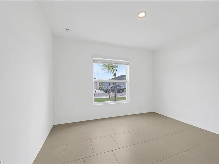 17158 Pompeii Way — Photo 11