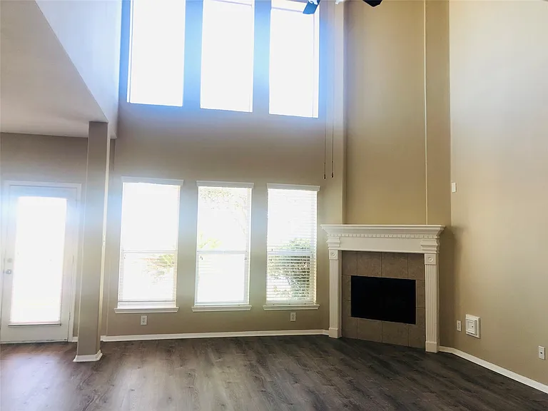 5743 Horseshoe Fls — Photo 12