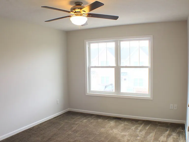 1431 Hornsby Ave — Photo 17