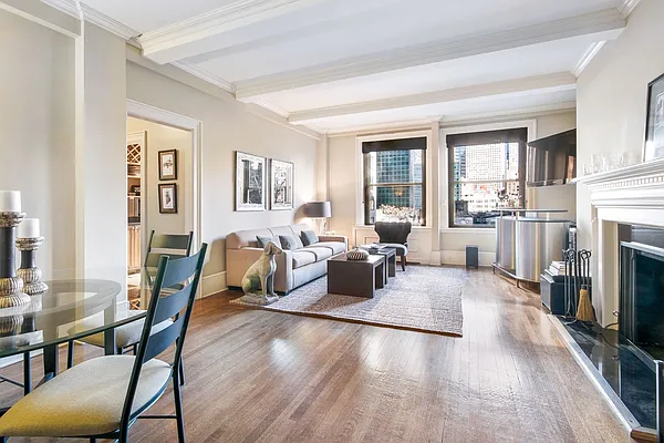 Sold by Compass | media 2