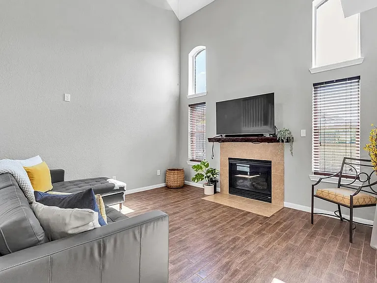 10518 Day Trail Ln — Photo 10