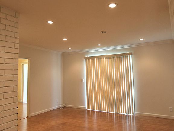 4th image of 15329 Mockingbird Hill Dr