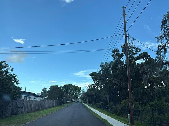5th image of 7208 Johnson Rd