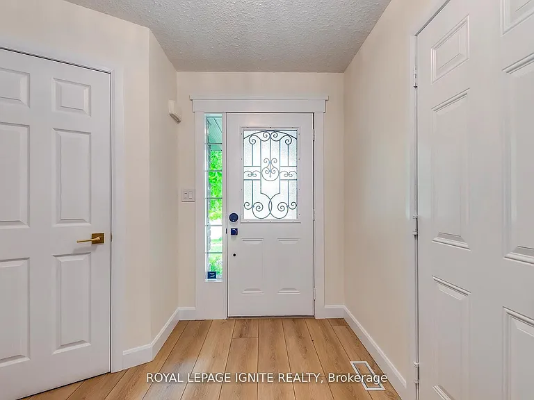 64 Templewood Dr — Photo 4
