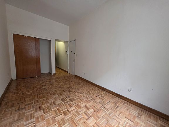 3rd image of 515 E 81st St #1Z
