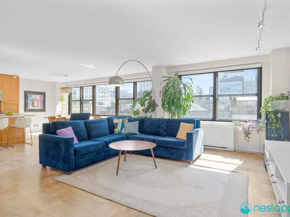 7 East 14th Street image 1 of 13