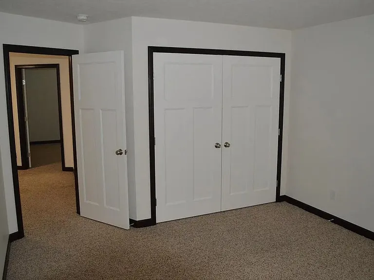 467 Sparrow Way — Photo 6
