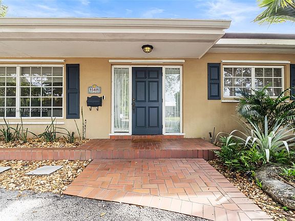 4th image of 15401 SW 83rd Ave